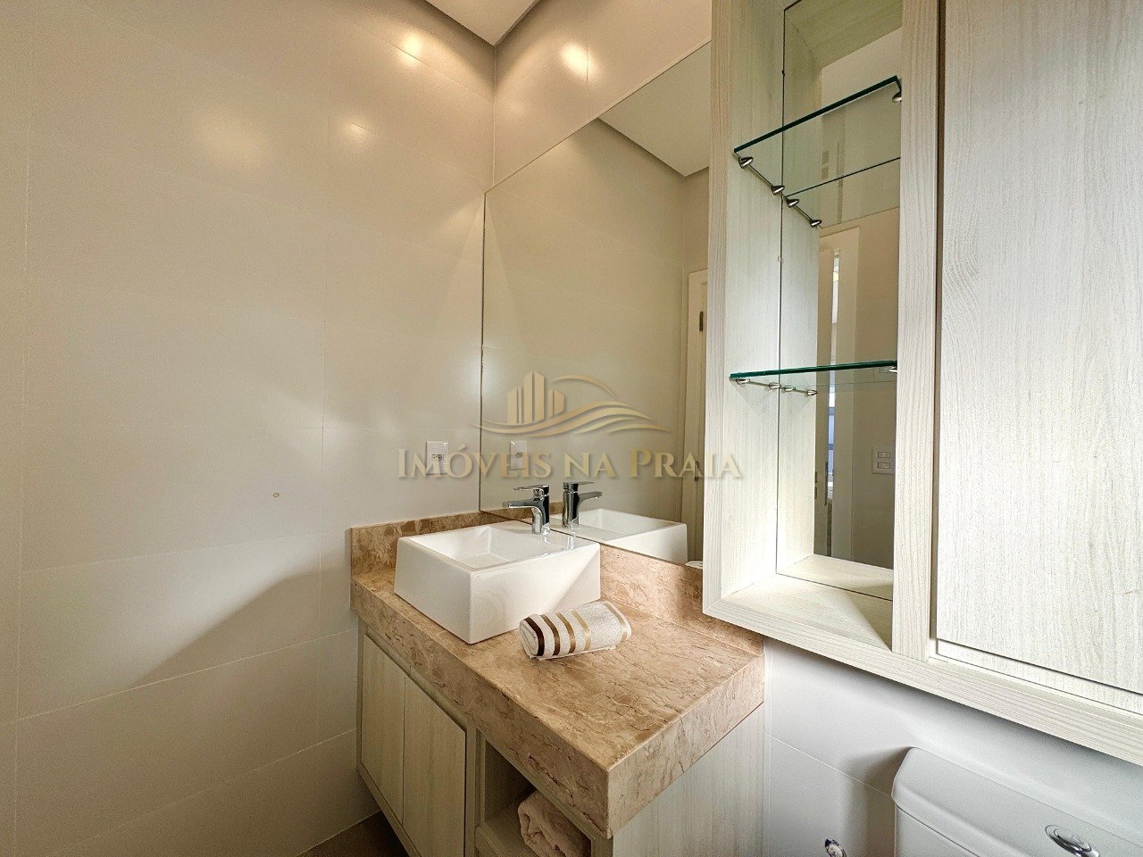 Foto 28 — Casa em Condomínio 4 Dormitório(s) Bairro Riviera