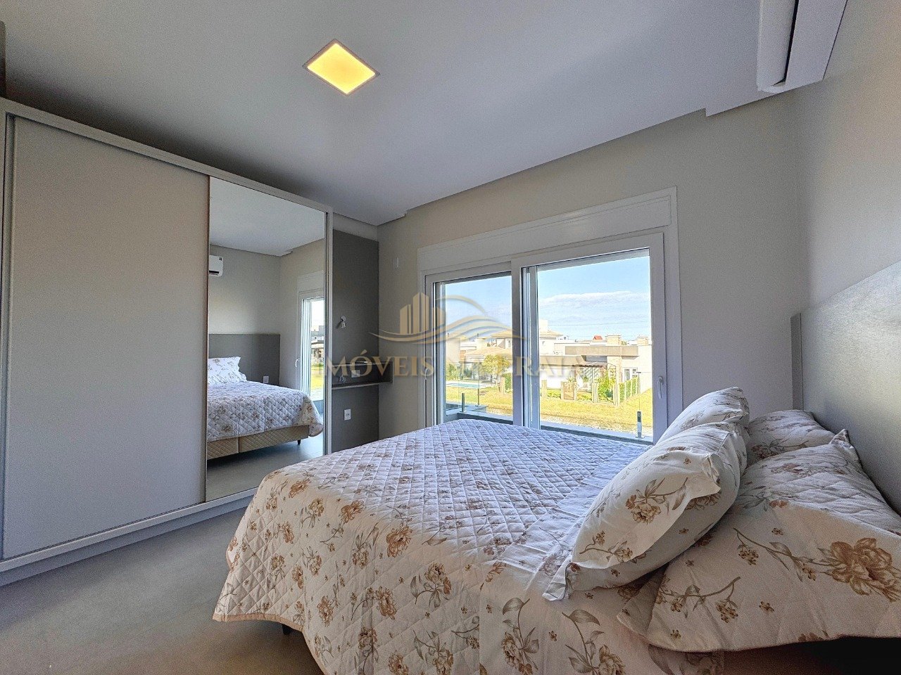 Foto 25 — Casa em Condomínio 4 Dormitório(s) Bairro Riviera