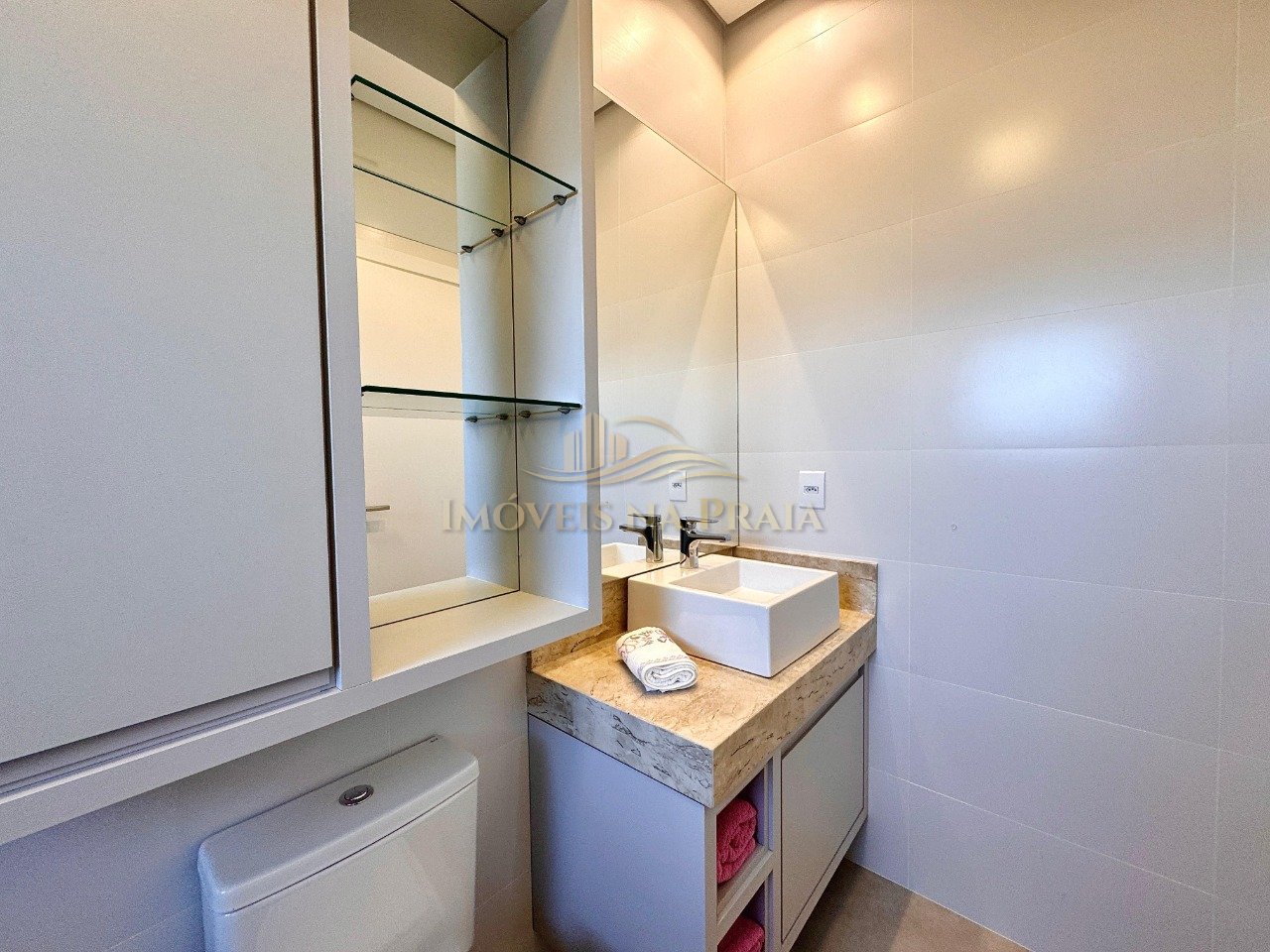 Foto 29 — Casa em Condomínio 4 Dormitório(s) Bairro Riviera