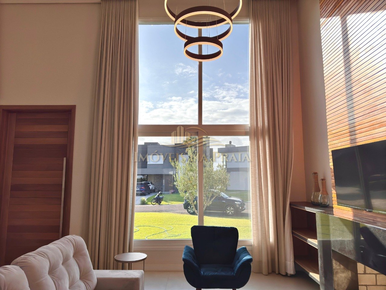 Foto 10 — Casa em Condomínio 4 Dormitório(s) Bairro Riviera