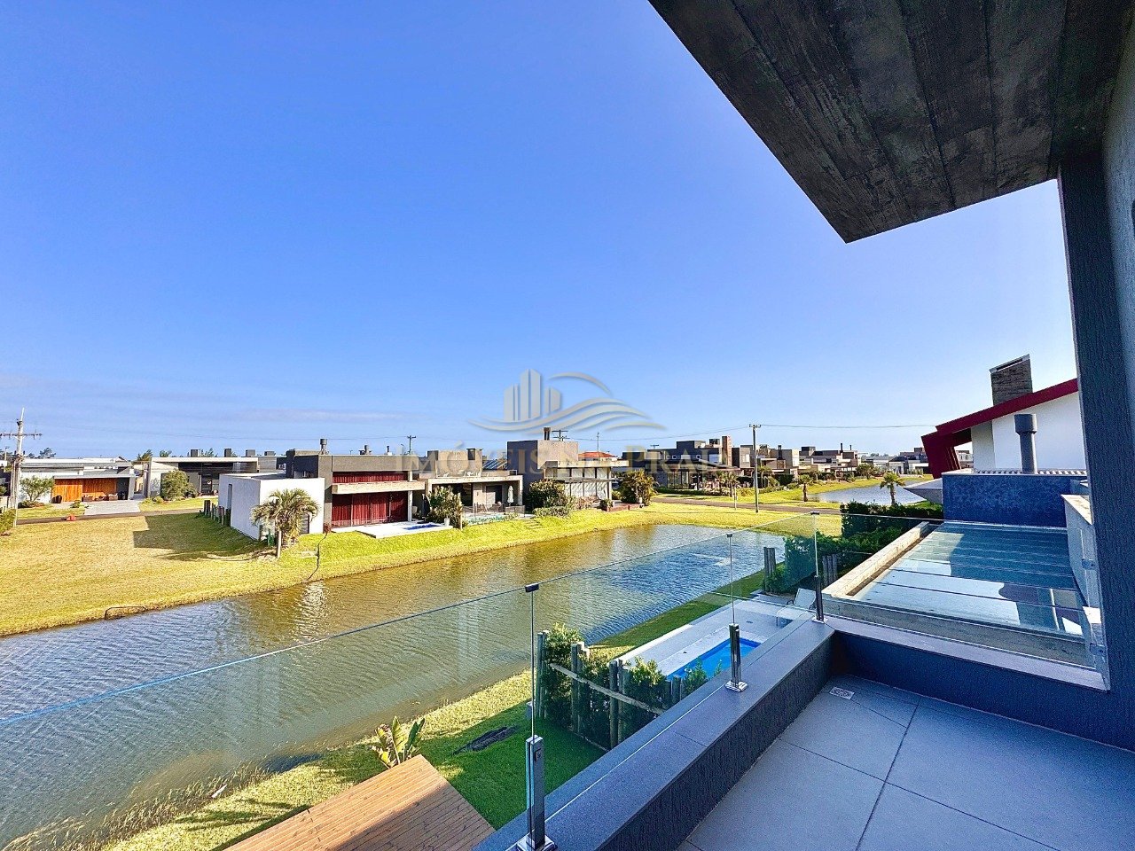 Foto 32 — Casa em Condomínio 4 Dormitório(s) Bairro Riviera