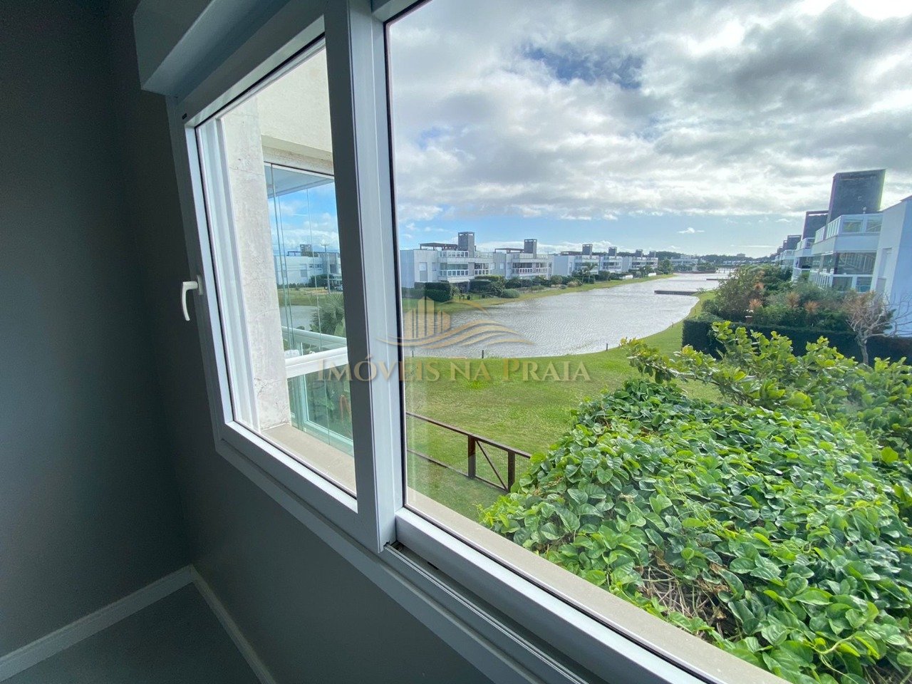 Foto 4 — Casa em Condomínio 3 Dormitório(s) Bairro Rossi At