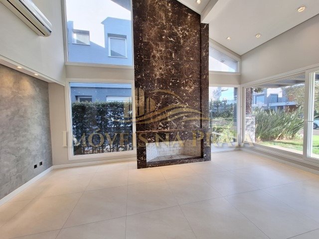 Foto 7 — Casa em Condomínio 4 Dormitório(s) Bairro Enseada