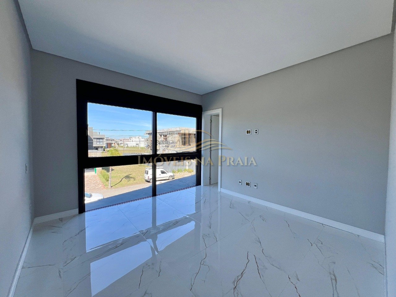 Foto 8 — Casa em Condomínio 4 Dormitório(s) Bairro Sunset