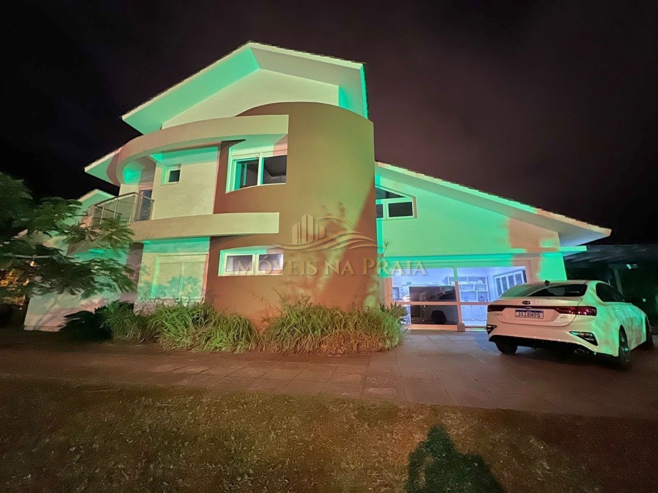 Casa 4 Dormitório(s) Bairro Atlântida