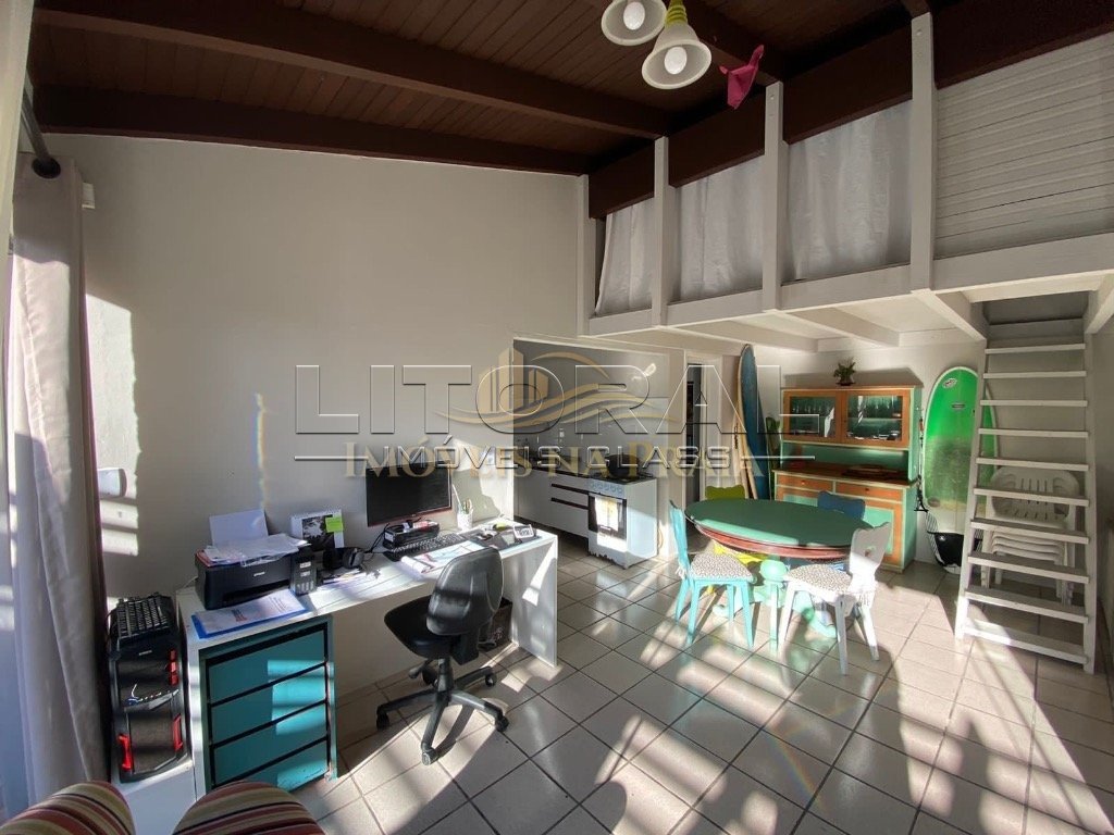 Foto 9 — Casa 4 Dormitório(s) Bairro Centro