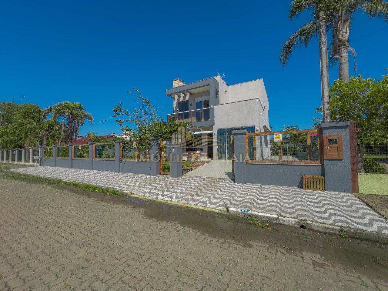 Casa 3 Dormitório(s) Bairro Atlântida