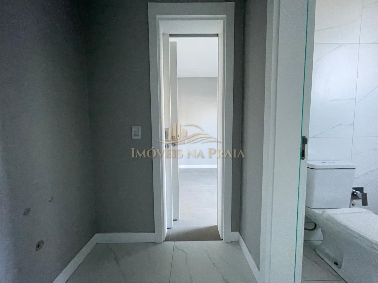 Foto 12 — Casa em Condomínio 4 Dormitório(s) Bairro Sunset