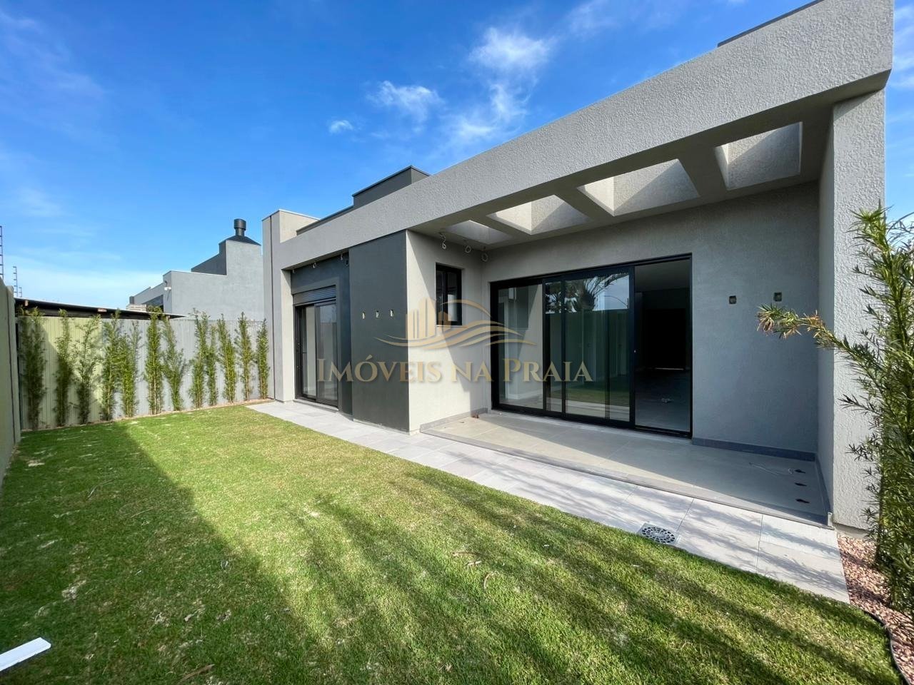 Foto 16 — Casa em Condomínio 4 Dormitório(s) Bairro Sunset