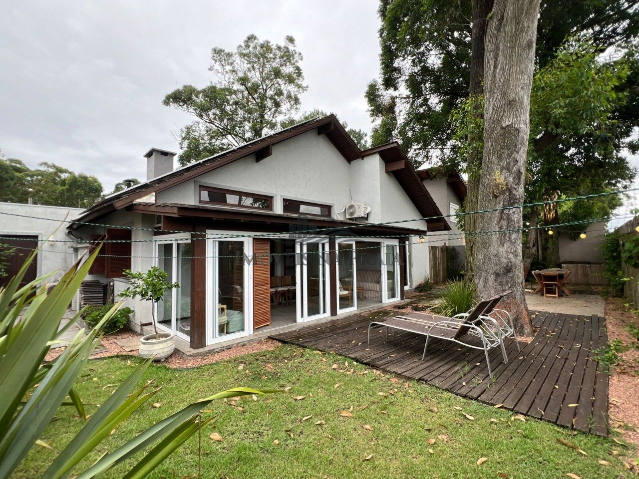 Foto 2 — Casa em Condomínio 4 dormitórios no bairro Carmel