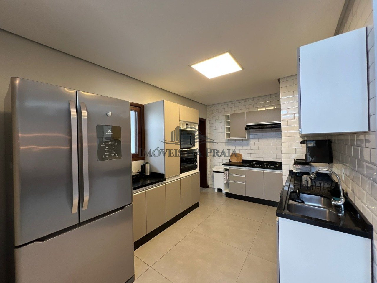 Foto 3 — Casa em Condomínio 4 dormitórios no bairro Carmel