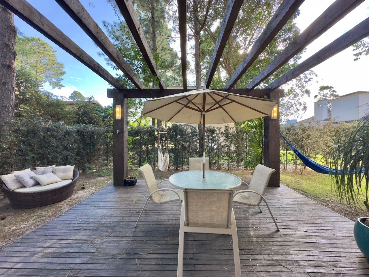 Foto 18 — Casa em Condomínio 4 Dormitório(s) Bairro Carmel