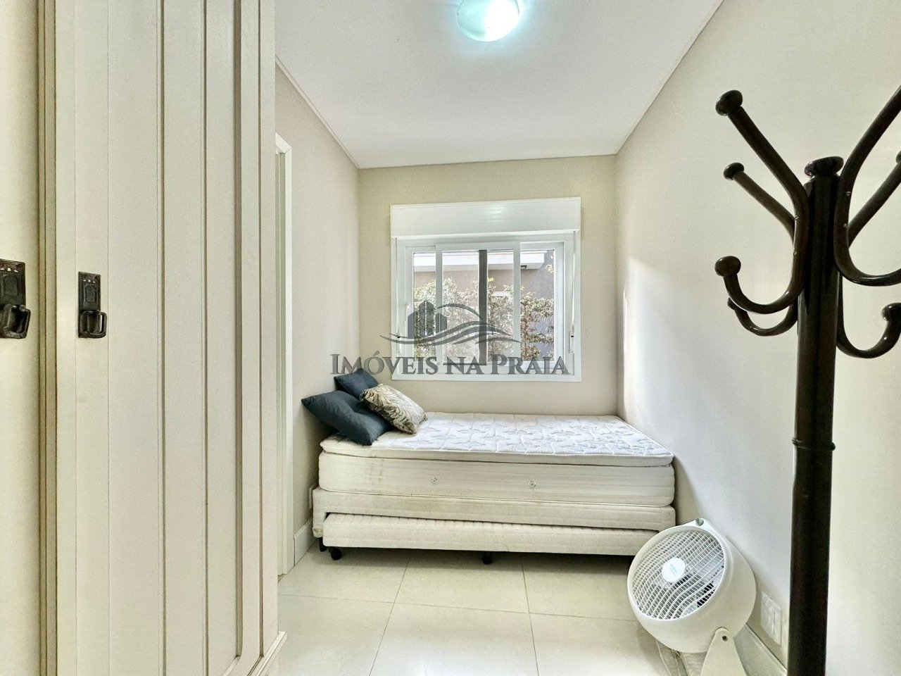 Foto 8 — Casa em Condomínio 4 Dormitório(s) Bairro Carmel