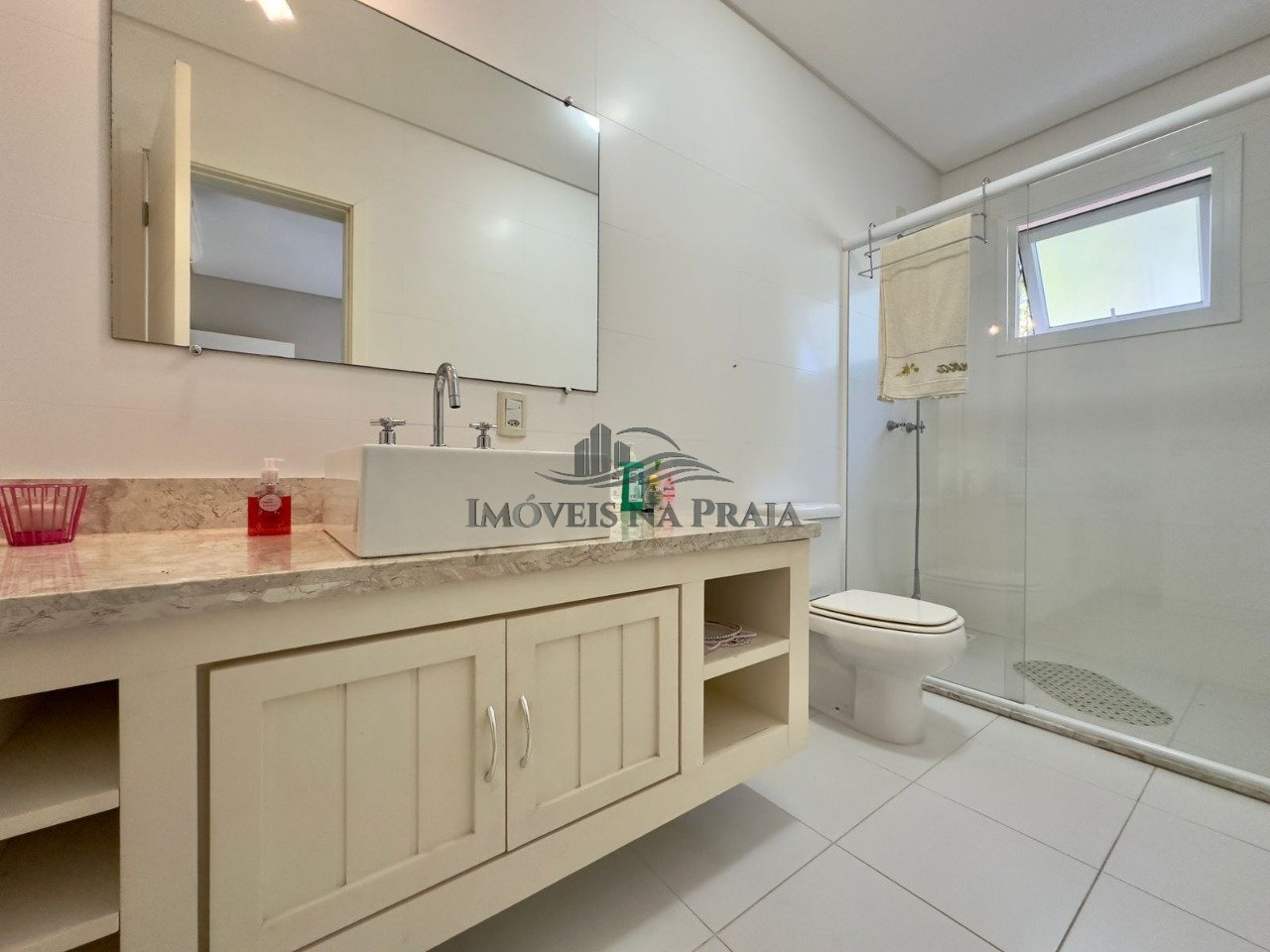 Foto 4 — Casa em Condomínio 4 Dormitório(s) Bairro Carmel