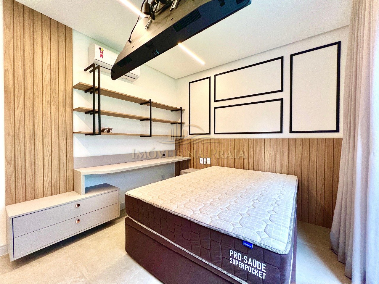 Foto 22 — Casa em Condomínio 4 Dormitório(s) Bairro Sunset