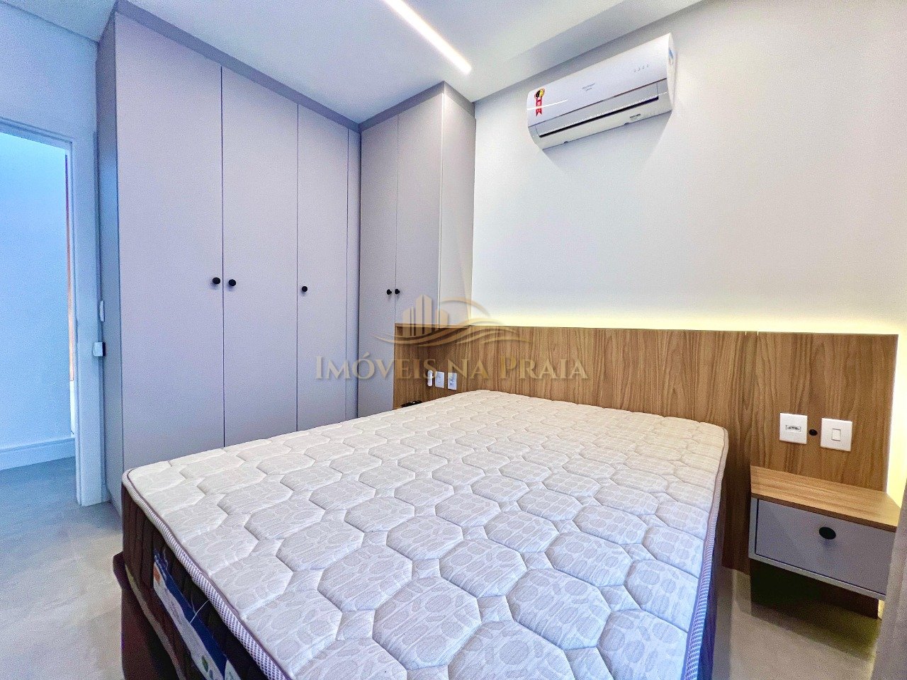 Foto 9 — Casa em Condomínio 4 Dormitório(s) Bairro Sunset