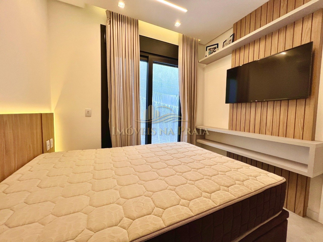 Foto 15 — Casa em Condomínio 4 Dormitório(s) Bairro Sunset