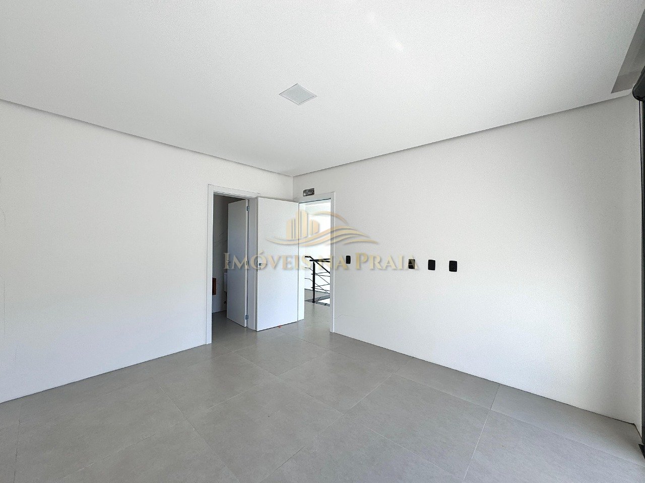 Foto 26 — Casa 4 Dormitório(s) Bairro Arpoador