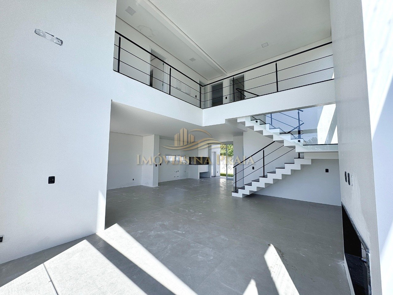 Foto 10 — Casa 4 Dormitório(s) Bairro Arpoador