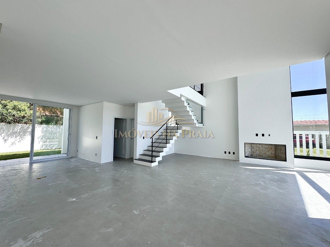 Foto 9 — Casa 4 Dormitório(s) Bairro Arpoador