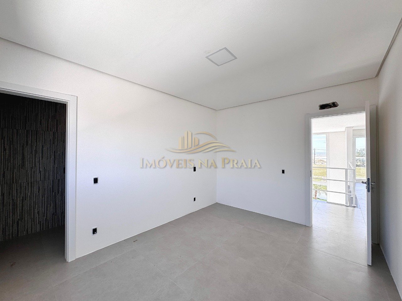 Foto 12 — Casa 4 Dormitório(s) Bairro Arpoador