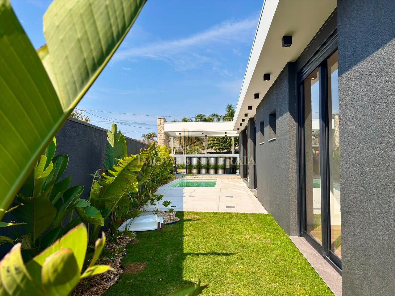 Foto 12 — Casa com 3 dormitórios em Atlântida.