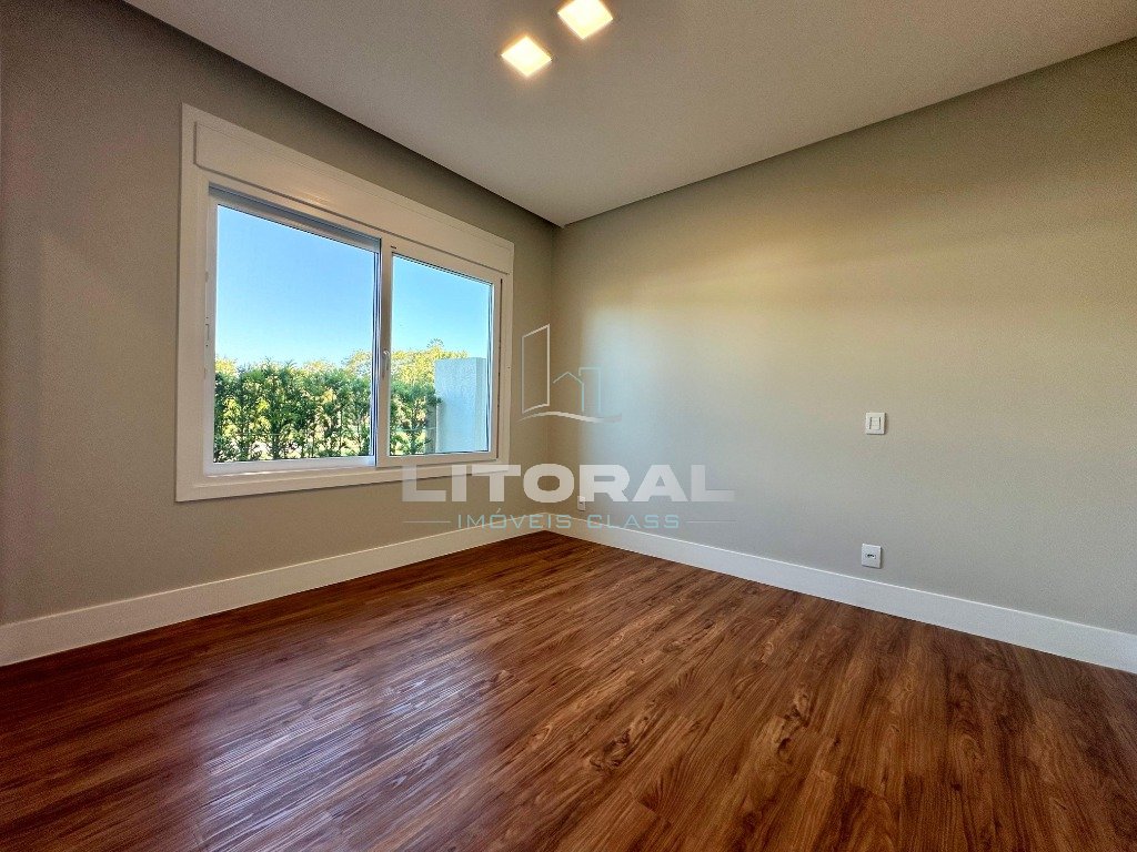 Foto 12 — Casa em Condomínio 4 Dormitório(s) Bairro Terrassu