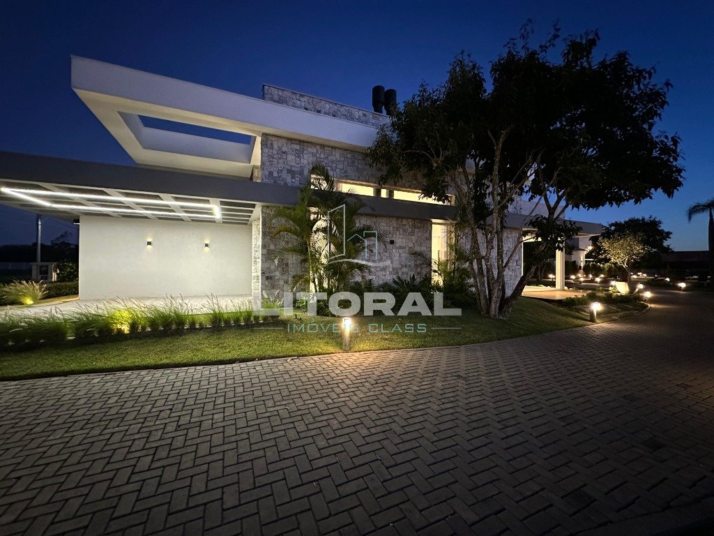 Foto 35 — Casa em Condomínio 4 Dormitório(s) Bairro Terrassu