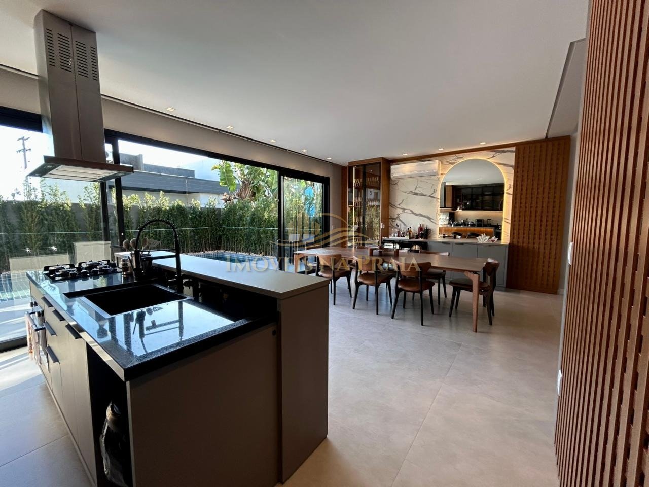 Foto 11 — Casa em Condomínio 4 Dormitório(s)