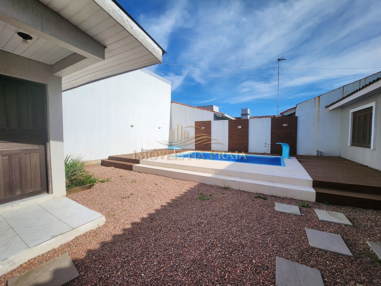 Foto 18 — Casa 2 Dormitório(s) Bairro Rainha do Mar