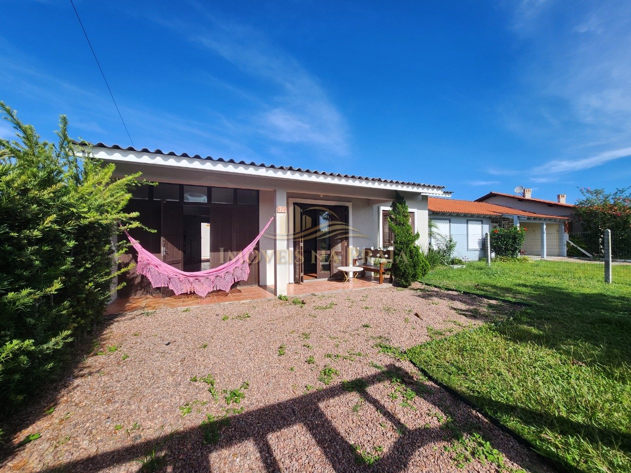 Casa 2 Dormitório(s) Bairro Rainha do Mar