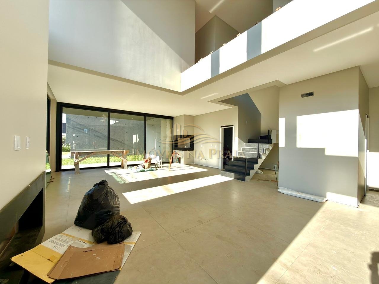 Foto 8 — Casa em Condomínio 4 Dormitório(s) Bairro Sunset