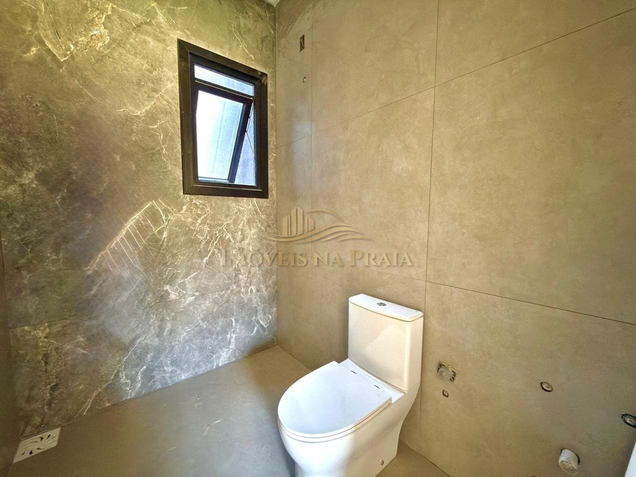 Foto 10 — Casa em Condomínio 4 Dormitório(s) Bairro Sunset