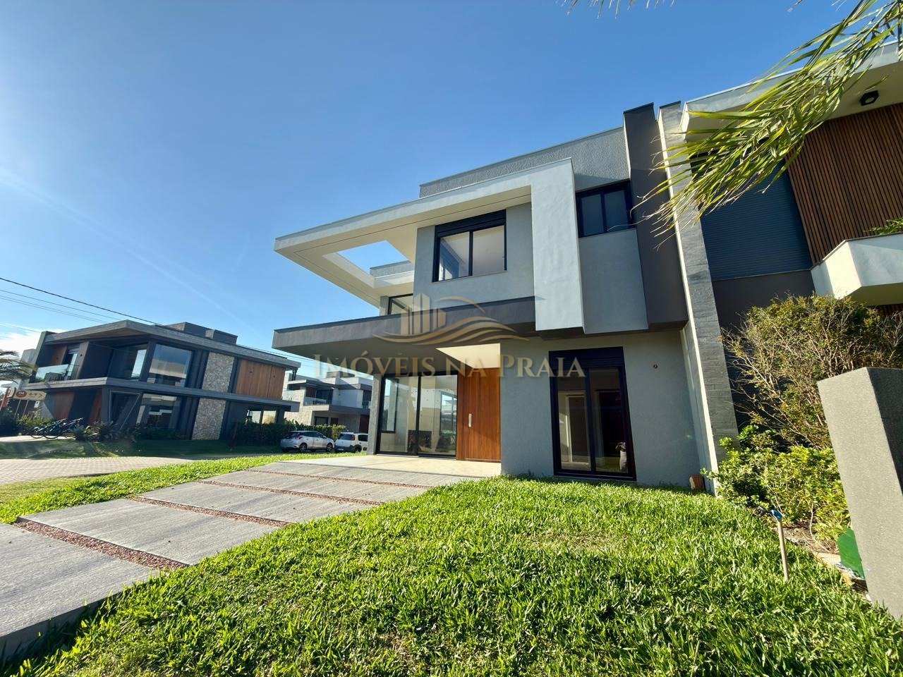 Foto 2 — Casa em Condomínio 4 Dormitório(s) Bairro Sunset