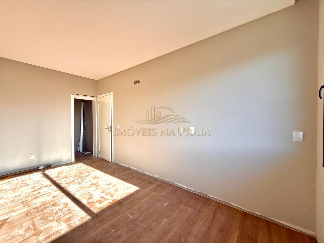 Foto 17 — Casa em Condomínio 4 Dormitório(s) Bairro Sunset