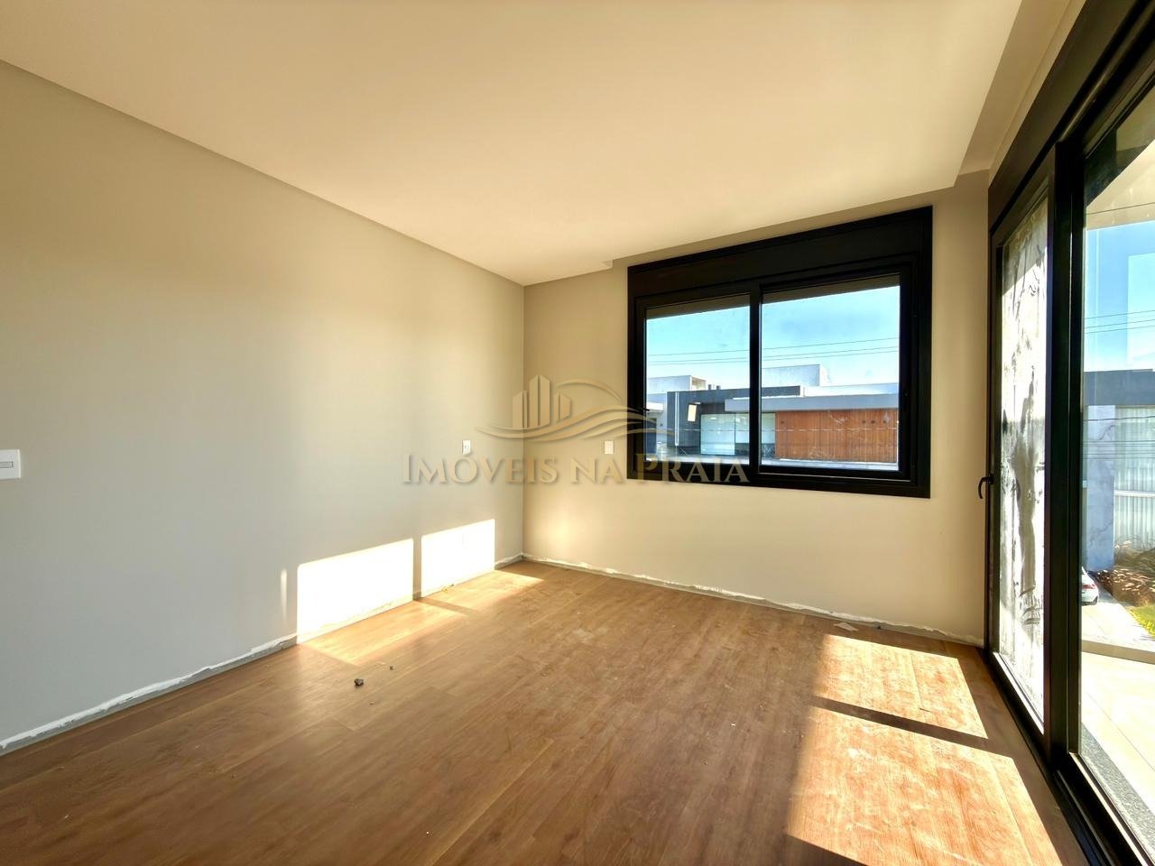 Foto 11 — Casa em Condomínio 4 Dormitório(s) Bairro Sunset