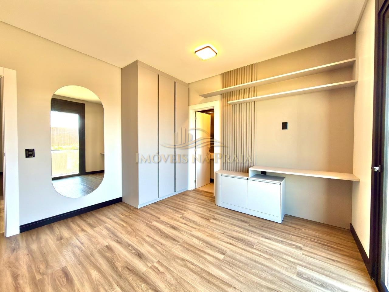 Foto 19 — Casa em Condomínio 4 Dormitório(s) Bairro Sunset