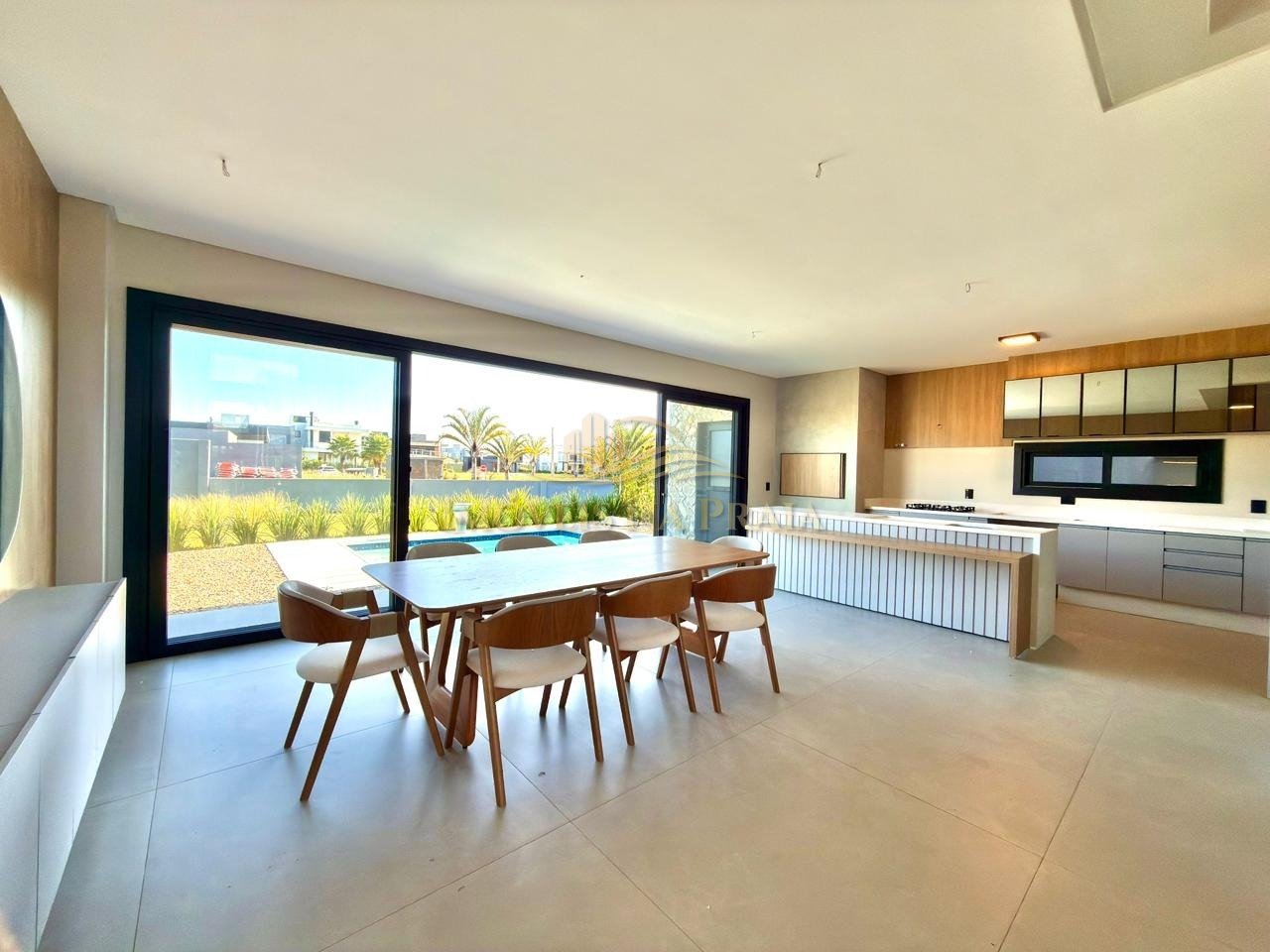 Foto 5 — Casa em Condomínio 4 Dormitório(s) Bairro Sunset