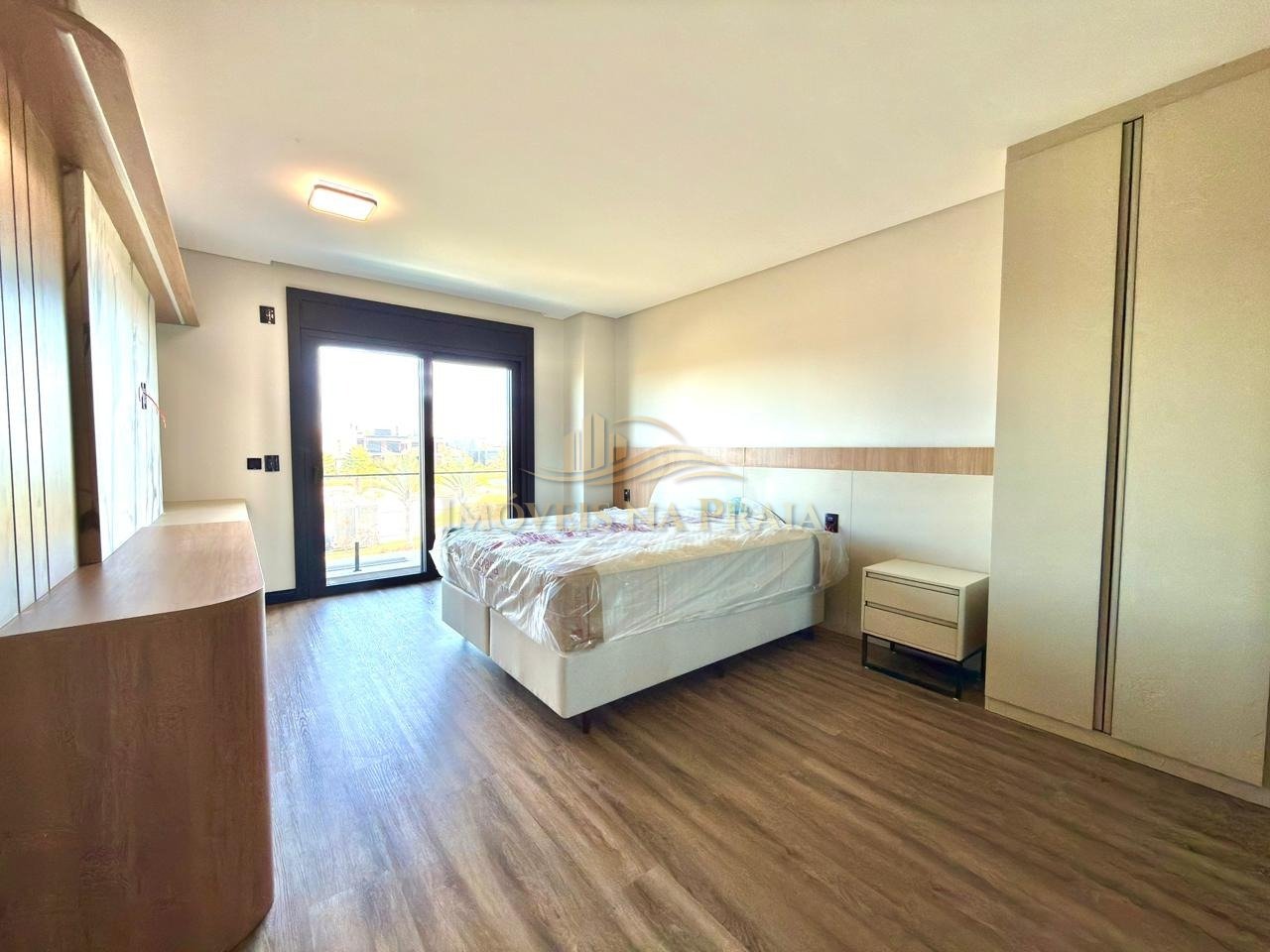 Foto 28 — Casa em Condomínio 4 Dormitório(s) Bairro Sunset