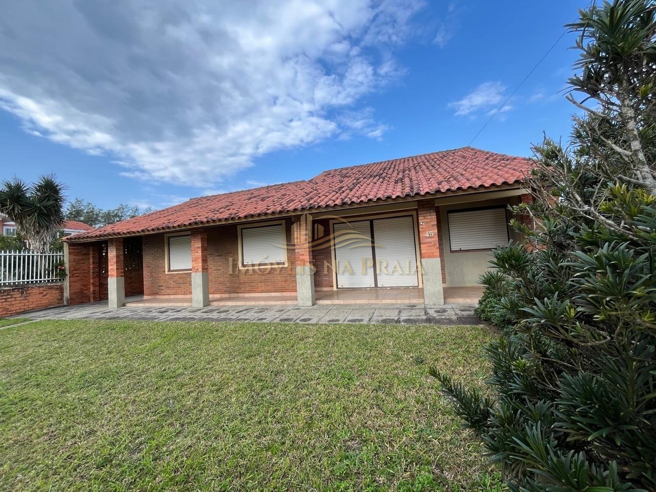 Casa 4 Dormitório(s) Bairro Remanso