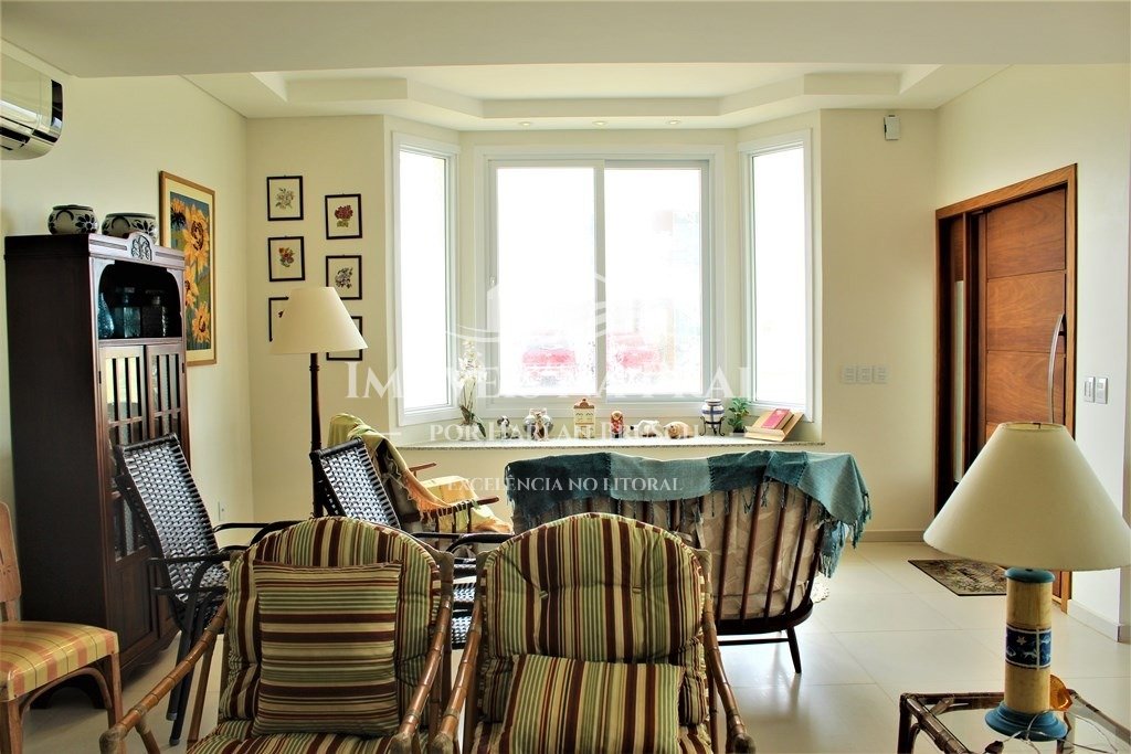 Foto 2 — Casa em Condomínio 4 Dormitório(s) Bairro Celebrat