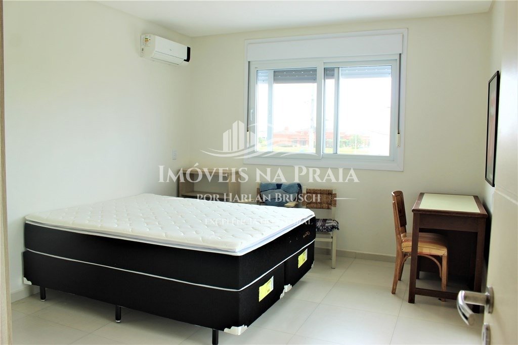 Foto 25 — Casa em Condomínio 4 Dormitório(s) Bairro Celebrat