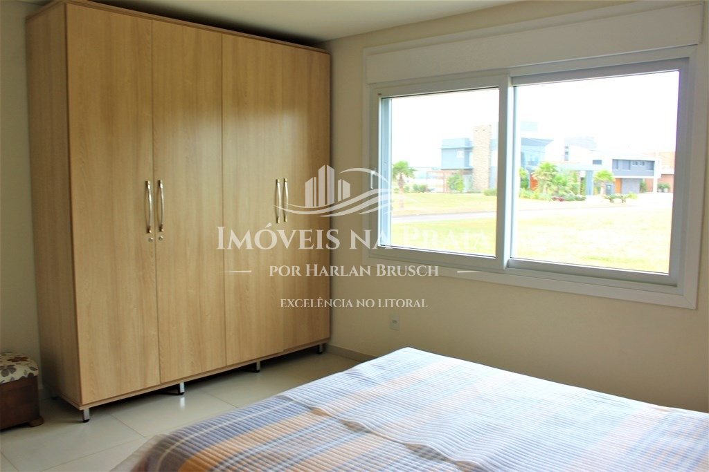 Foto 4 — Casa em Condomínio 4 Dormitório(s) Bairro Celebrat