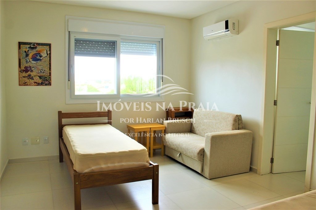 Foto 22 — Casa em Condomínio 4 Dormitório(s) Bairro Celebrat