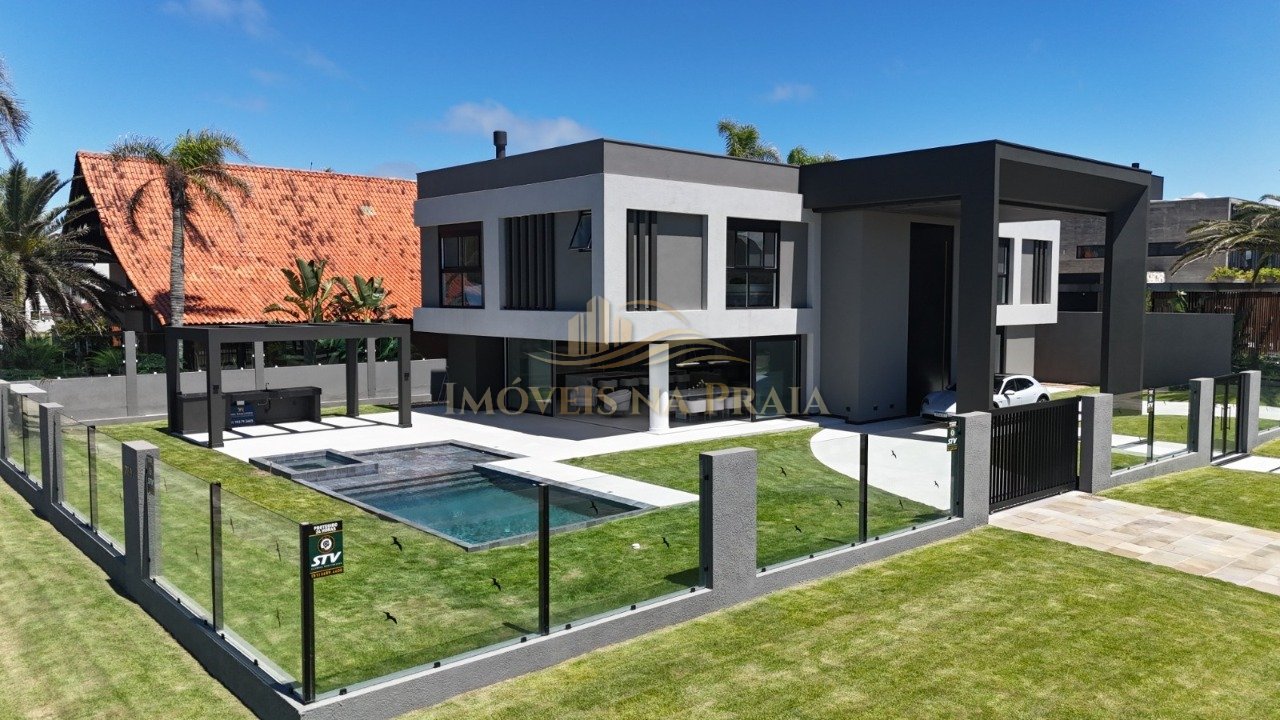 Foto 2 — Casa 5 Dormitório(s) Bairro Atlântida