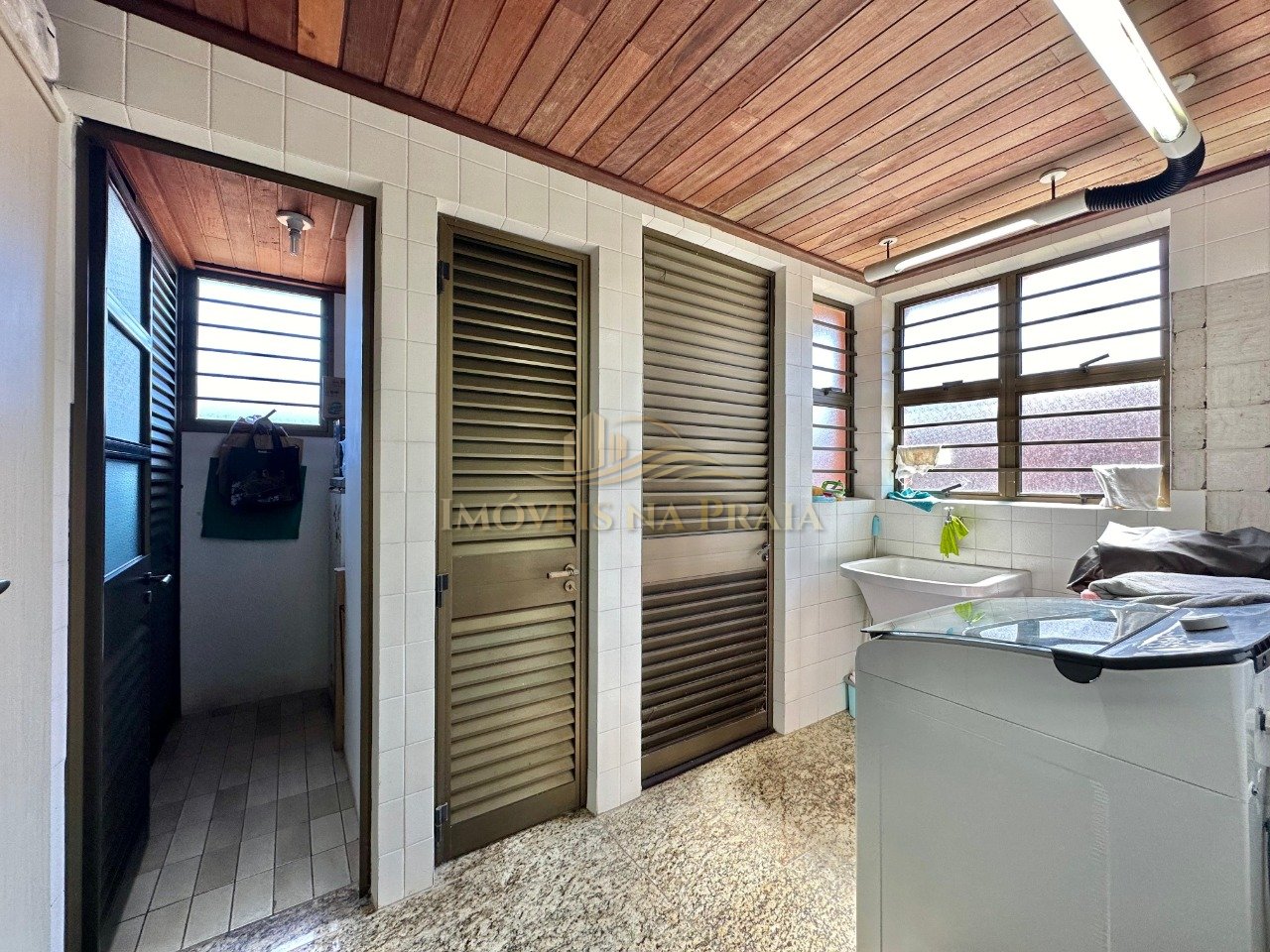 Foto 17 — Casa 5 dormitórios no bairro Atlântida