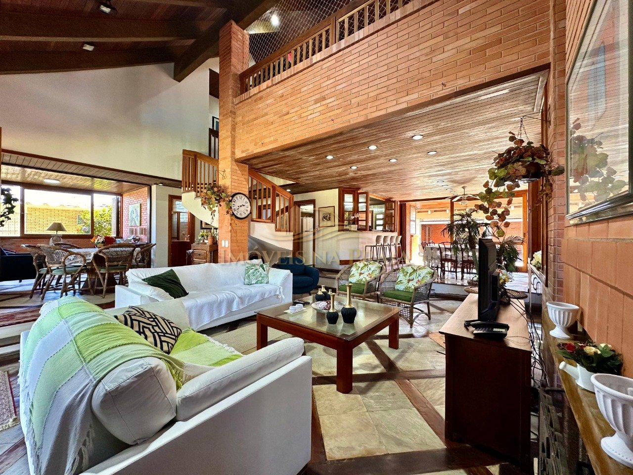 Foto 9 — Casa 5 dormitórios no bairro Atlântida