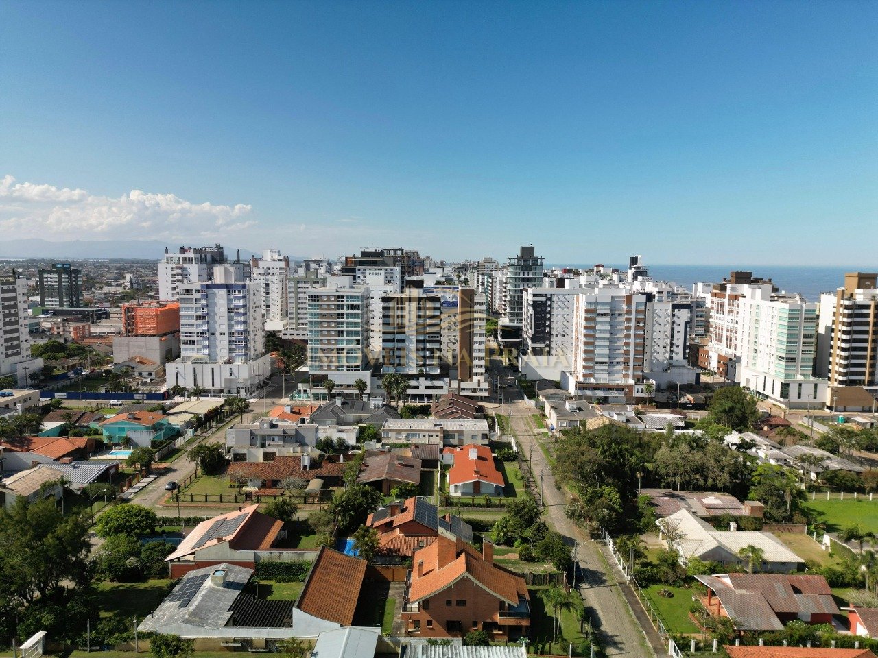 Foto 4 — Casa 5 dormitórios no bairro Atlântida