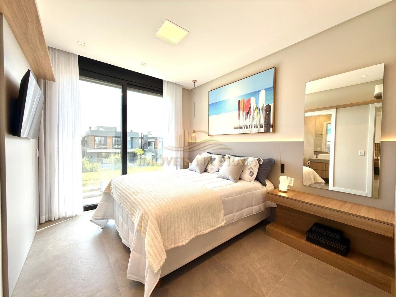 Foto 29 — Casa em Condomínio 4 dormitórios no bairro Sunset