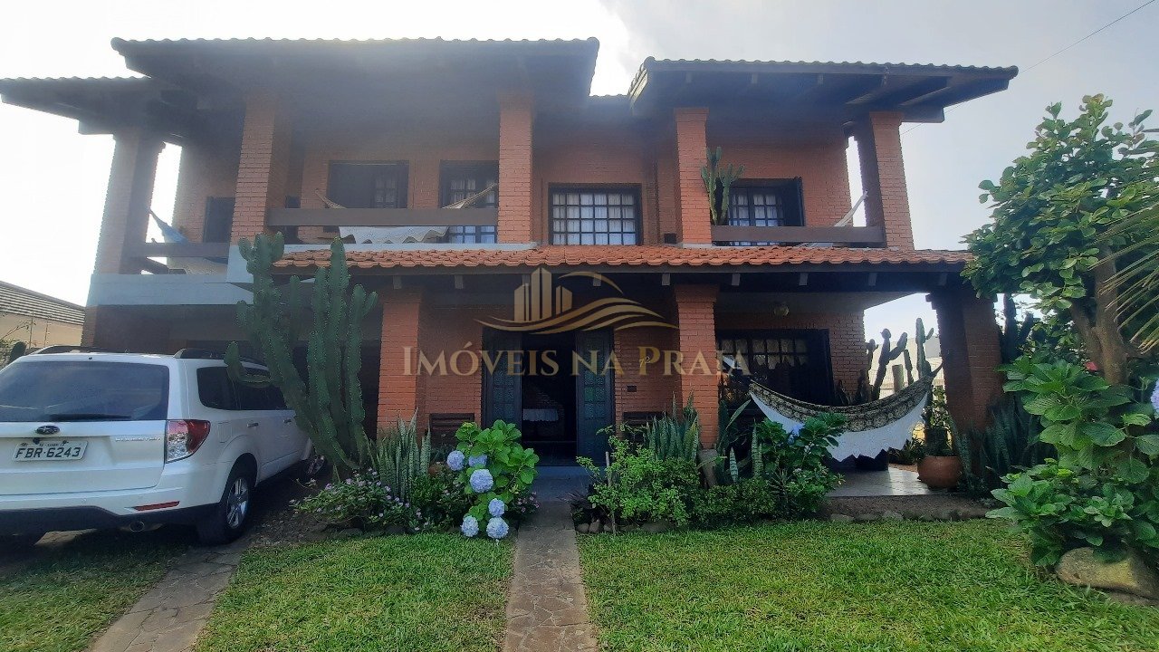 Foto 2 — Casa 5 dormitórios no bairro Remanso